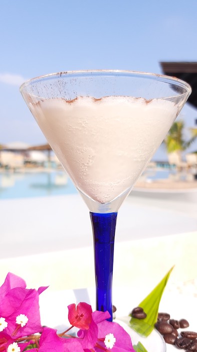Viu Bar at Centara Ras Fushi Resort thumbnail 6